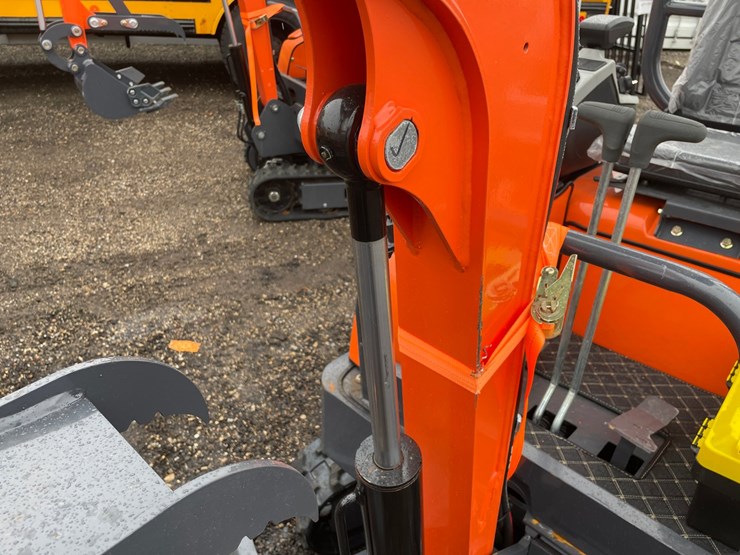 #3345-•-2026-ats-me18-mini-excavator-image-13