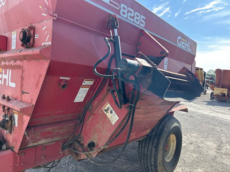 gehl-8285-image-10