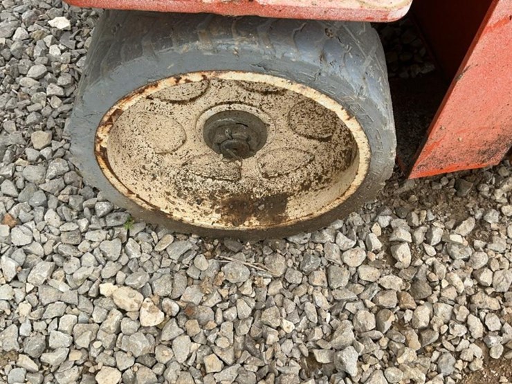 #414-•-2019-snorkel-19'-scissor-lift-image-22