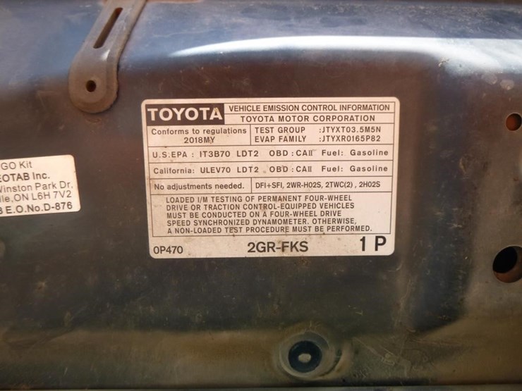 2018-toyota-tacoma-image-24