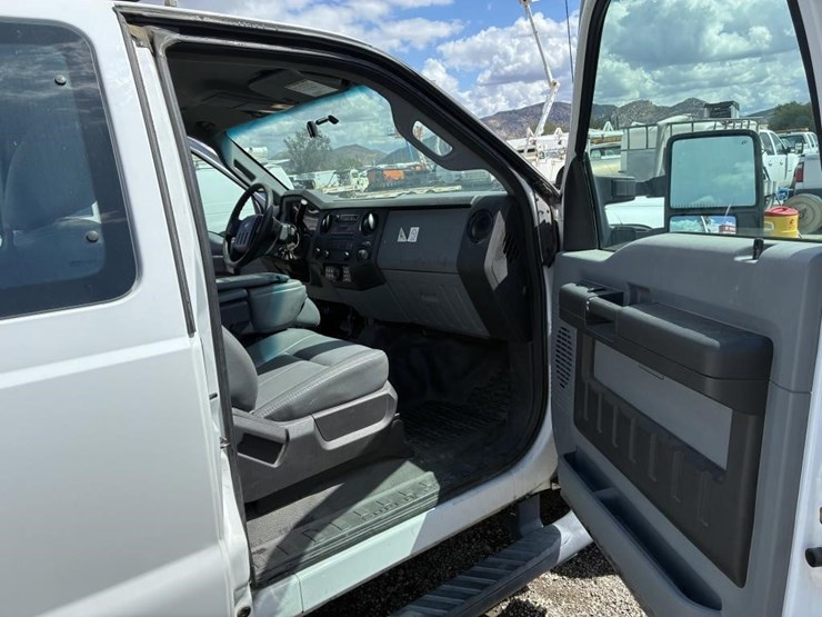 2011-ford-f250-image-9