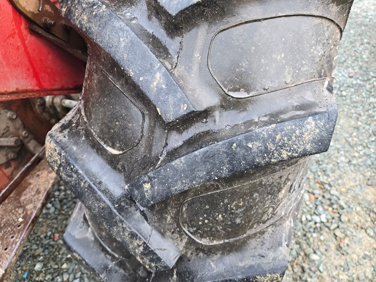 massey-ferguson-35-image-49