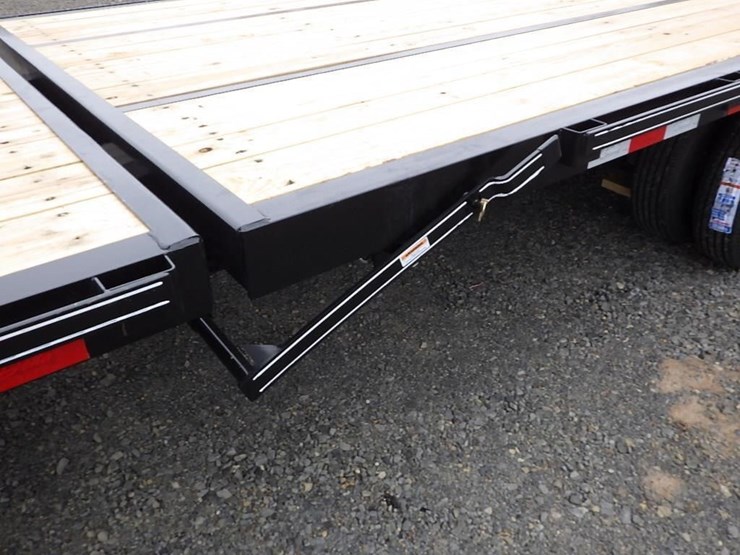 2026-delta-26'-t/a-tilt-deck-trailer-image-15