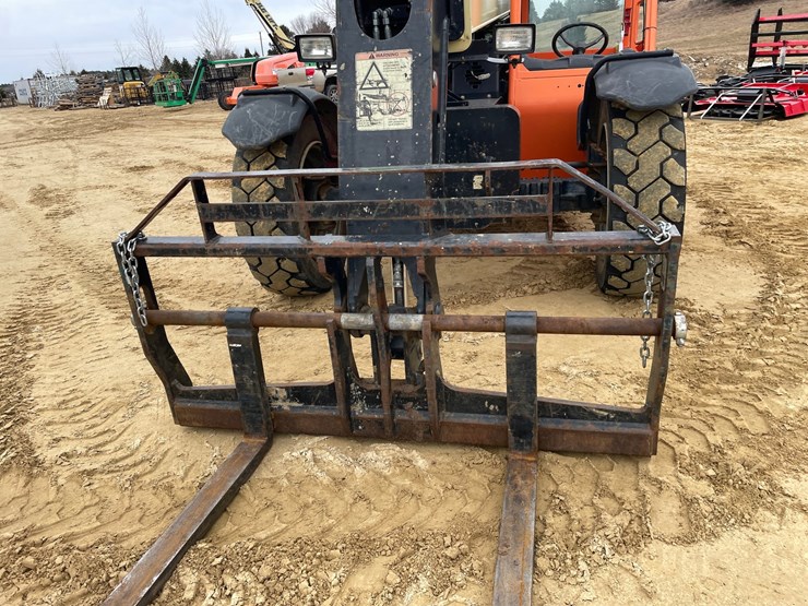 2014-jlg-g9-43a-image-35