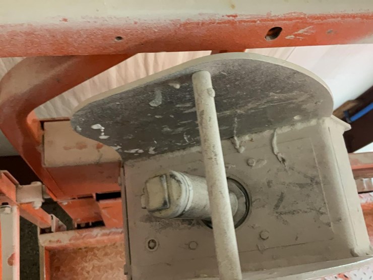 #428-•-2021-snorkel-19'-scissor-lift-image-13