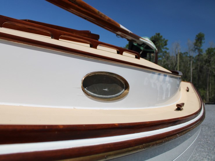 #9545-•-grimmalkin-–-18'-fenwick-williams-classic-wooden-catboat-w/-trailer-image-38