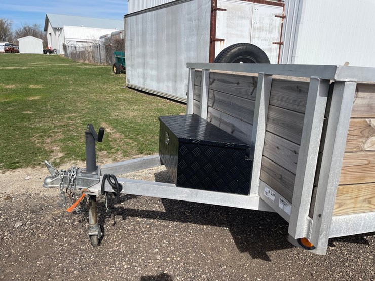 #2850-•-single-axle-aluminum-trailer-(no-title)-image-9