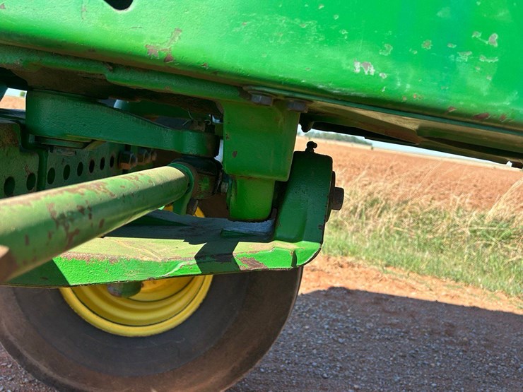 1989-john-deere-4755-image-21