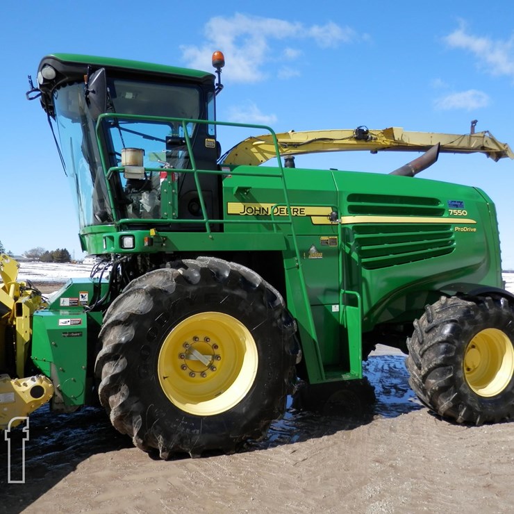 JOHN DEERE 7550