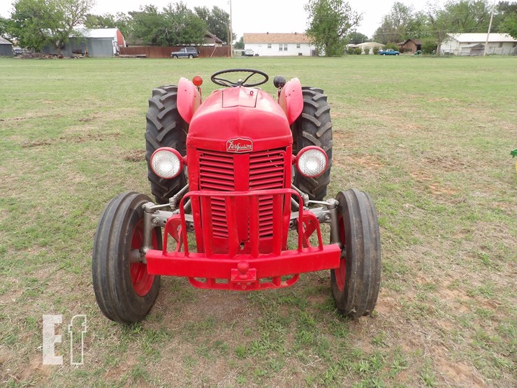 ferguson-to35-image-8