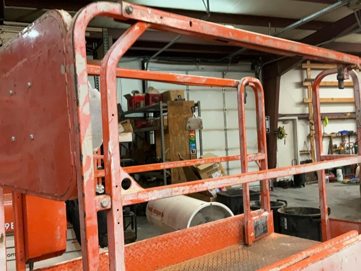 #413-•-2019-snorkel-19'-scissor-lift-image-11