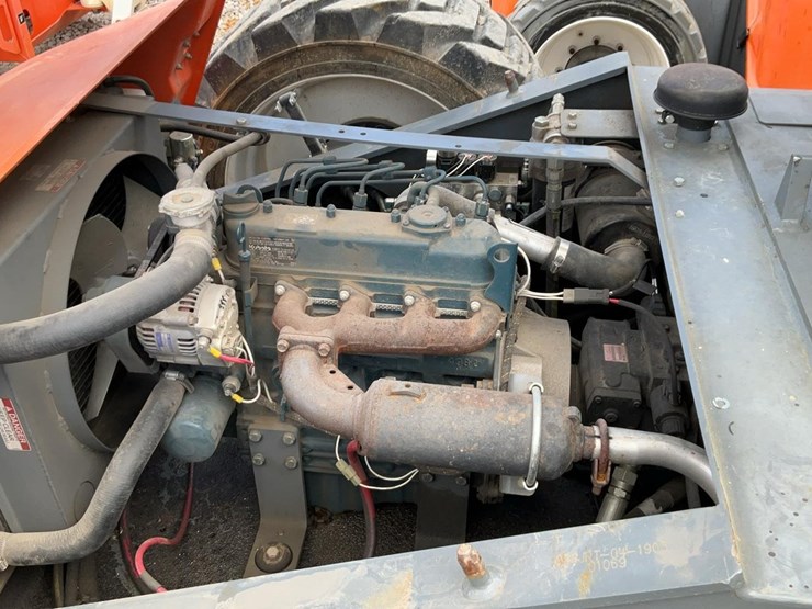 #304-•-2019-snorkel-46'-4wd-articulating-boom-lift-#2-image-29