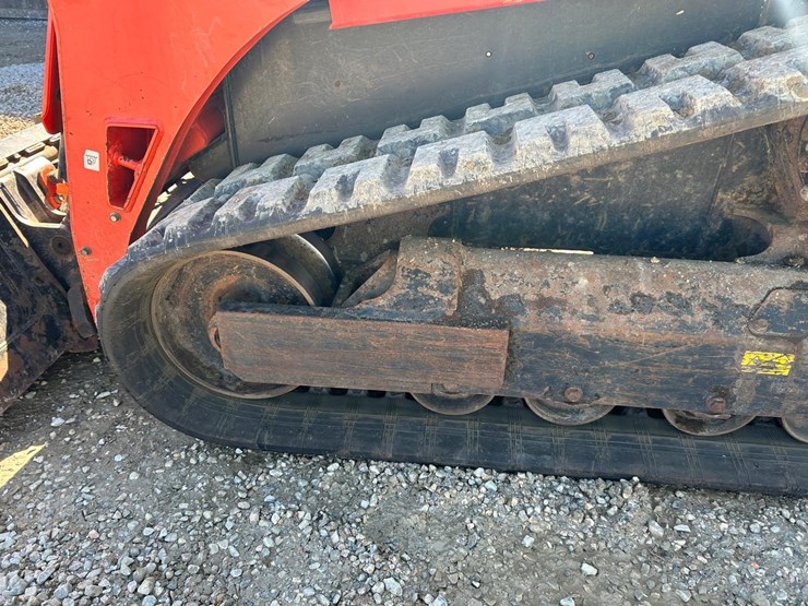 2017-kubota-svl75-2-image-17