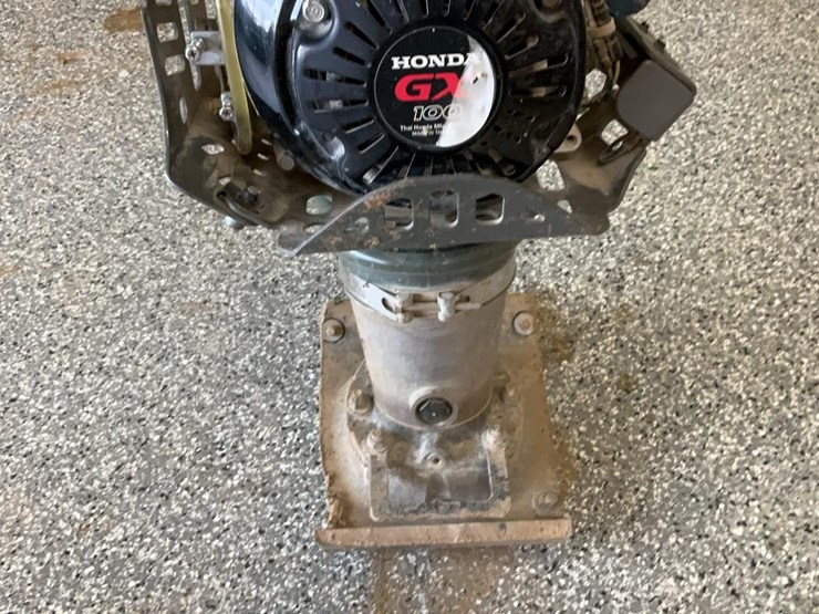 2017-wacker-neuson-bs60-4as-image-9