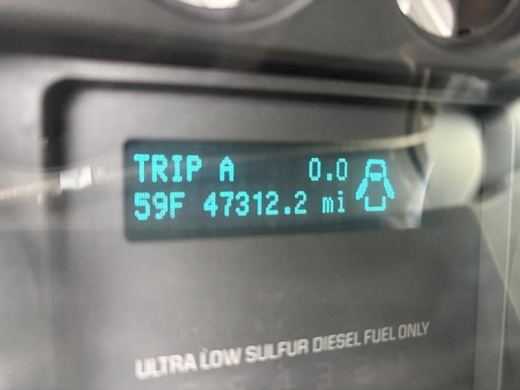 2012-ford-f550-image-17