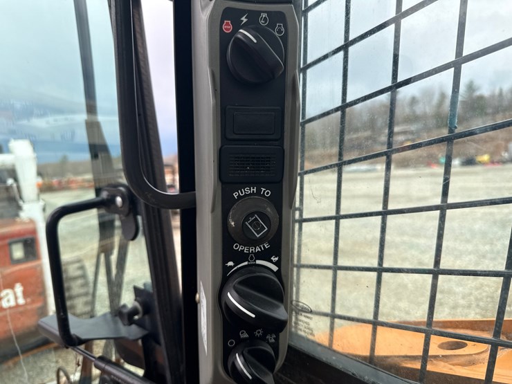 case-sr210b-image-33