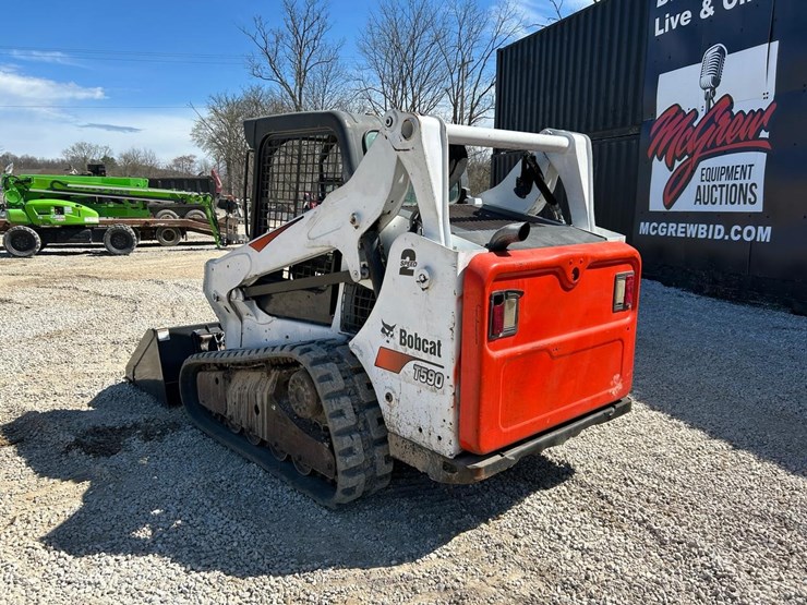 2015-bobcat-t590-image-2