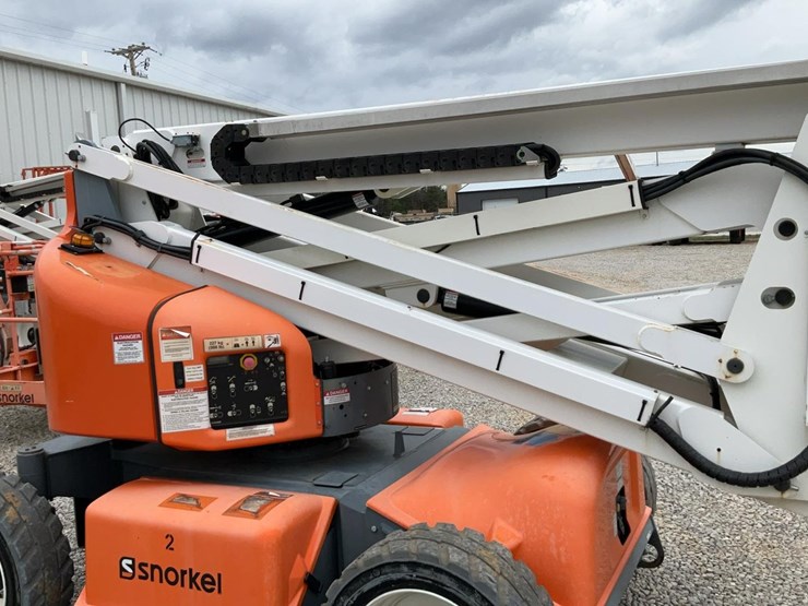 #308-•-2019-snorkel-46'-electric-articulated-boom-lift-image-28