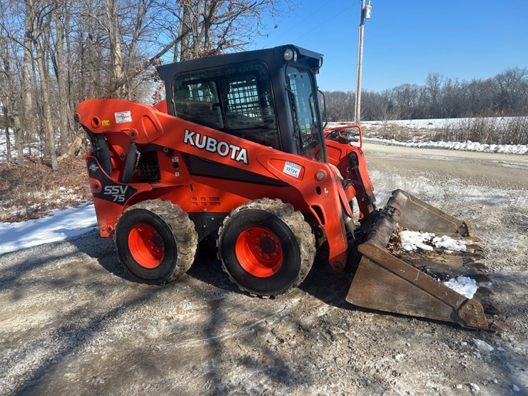 2018-kubota-ssv75-image-19