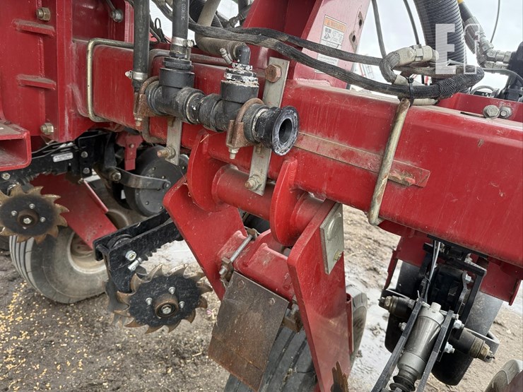 case-ih-1250-image-25