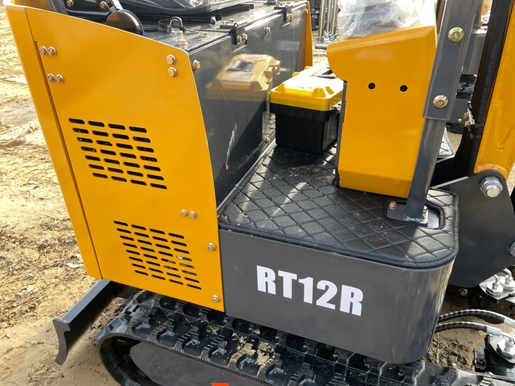#1041-•-new-ats-rt12r-mini-excavator-image-20