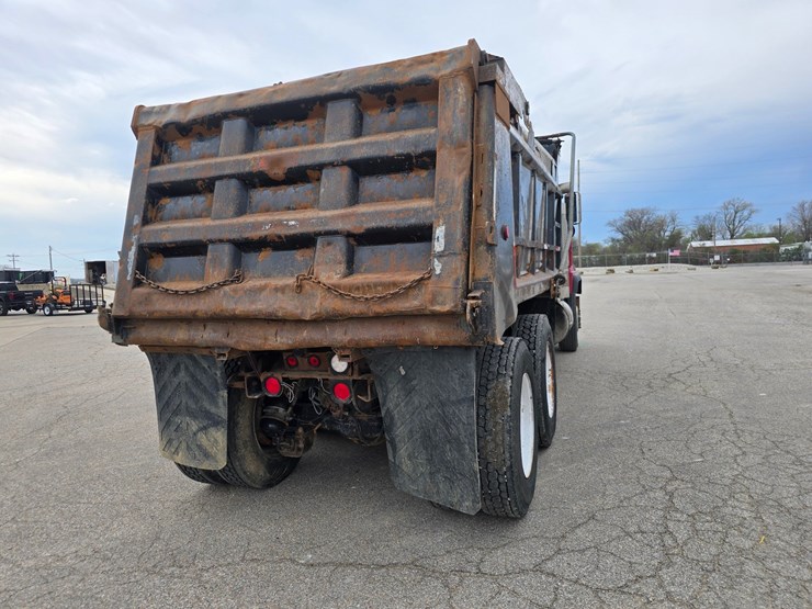 2003-mack-rd688s-image-14