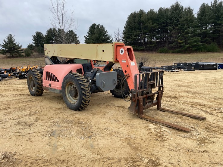 2005-jlg-g9-43a-image-3