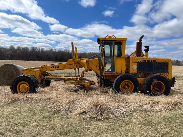 deere-772a-image-9