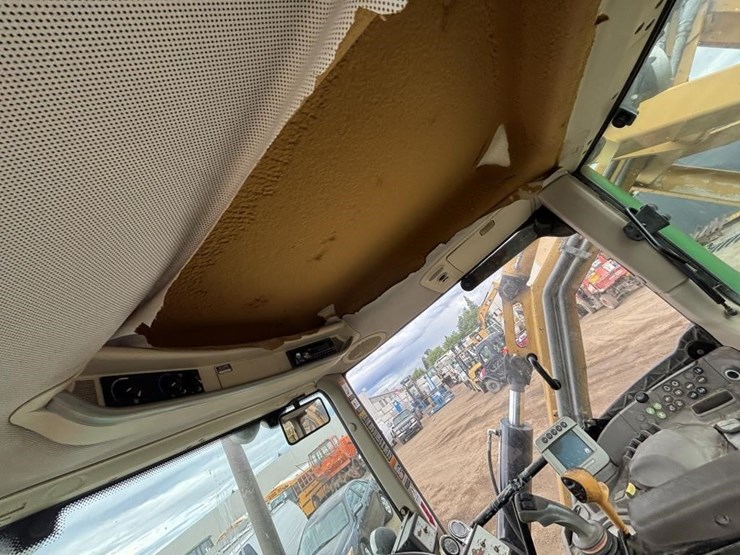 2008-john-deere-7130-image-47