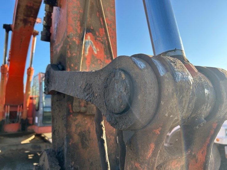 2021-hitachi-zx225-image-23