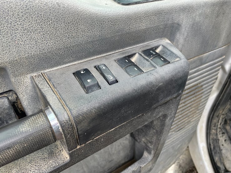 2012-ford-f350-image-36