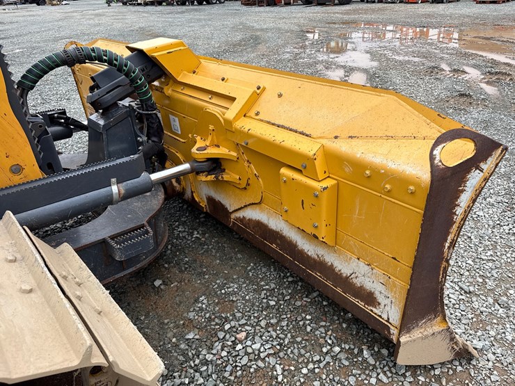 deere-700k-lgp-image-12