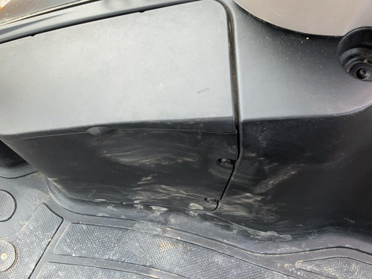 2023-jcb-3cx-image-24