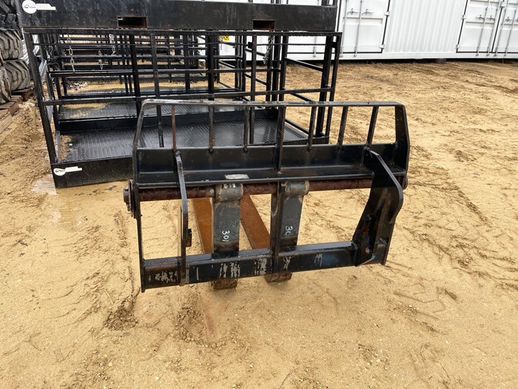 #7554-•-geni-5519-quick-attach-mast-with-forks-image-3