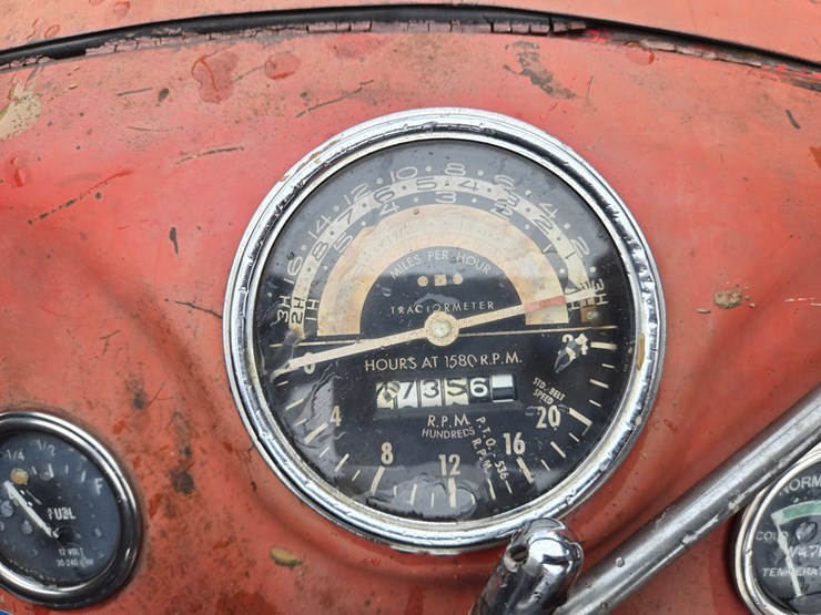 massey-ferguson-35-image-27