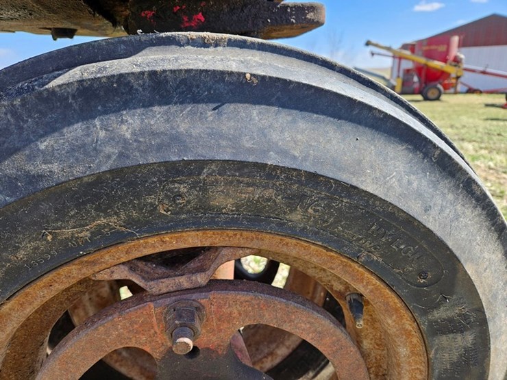 #526-•-farmall-h-tractor-image-38