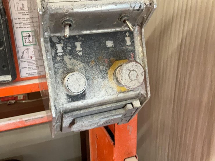 #428-•-2021-snorkel-19'-scissor-lift-image-11