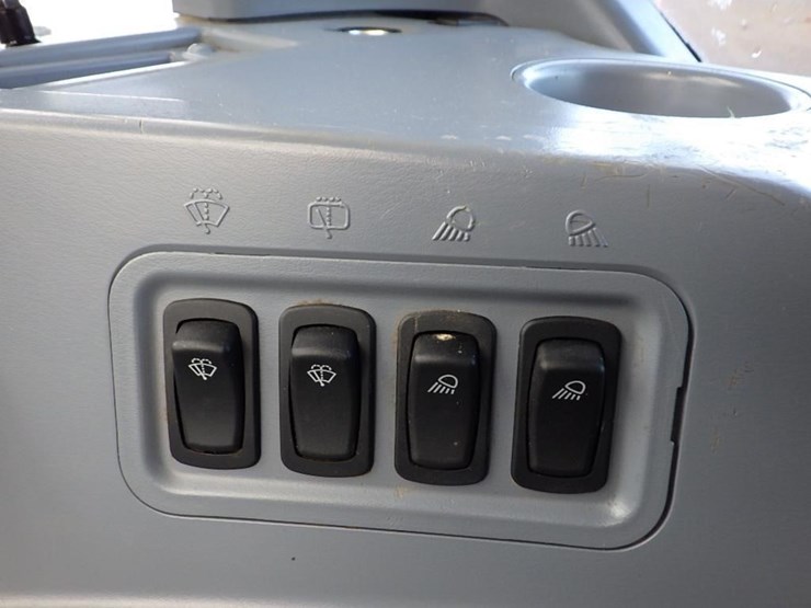 2024-ls-mt573-image-43