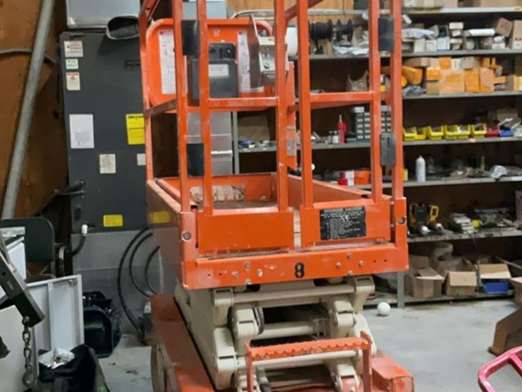 #409-•-snorkel-19'-scissor-image-2