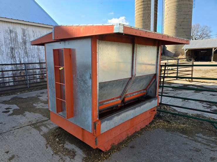 #565-•-smidley-steer-stuffer-image-3