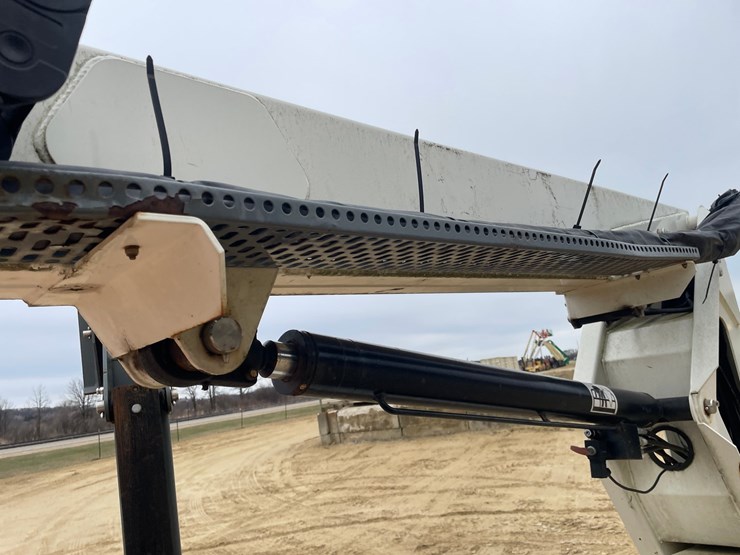 #7513-•-(m-4)-2018-snorkel-tl49j-towable-boom-lift-image-18