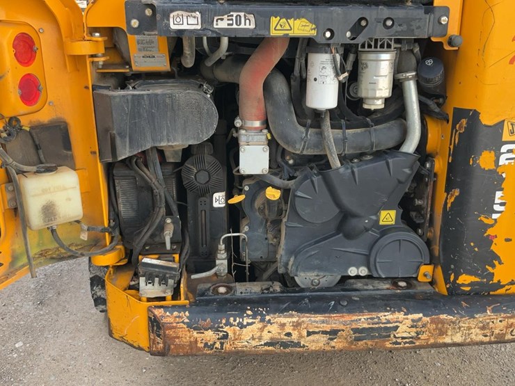 2021-jcb-215t-image-18