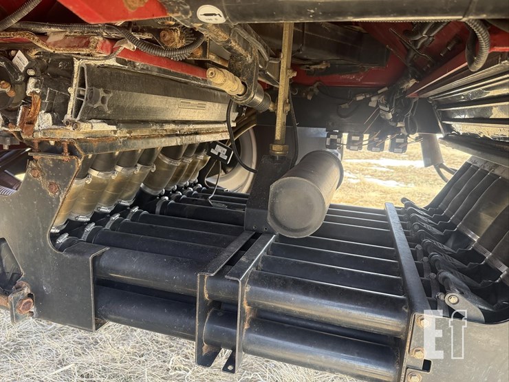 2011-case-ih-3430-image-75