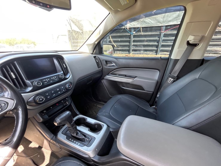 2016-chevrolet-colorado-image-10