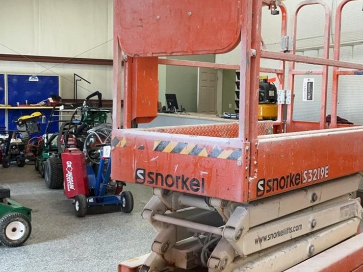 #418-•-2019-snorkel-19'-scissor-lift-#12-image-15