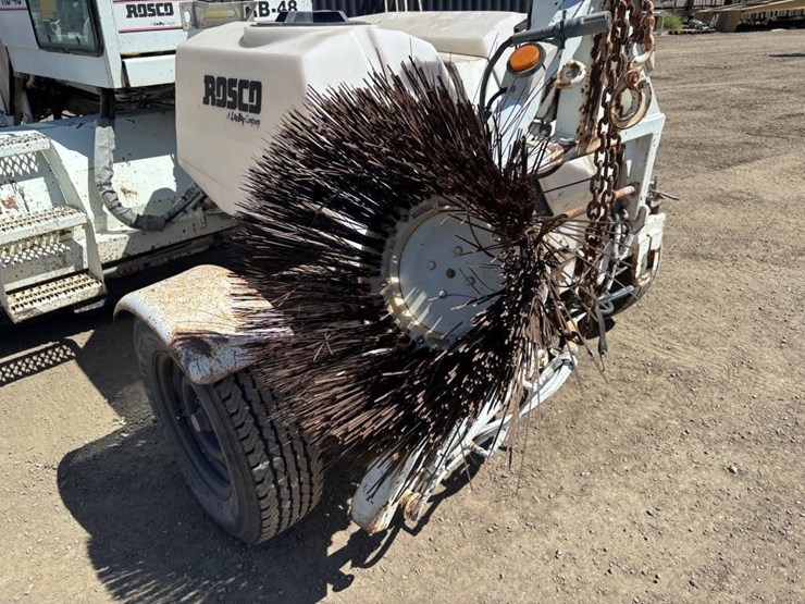 2005-rosco-rb48-image-11