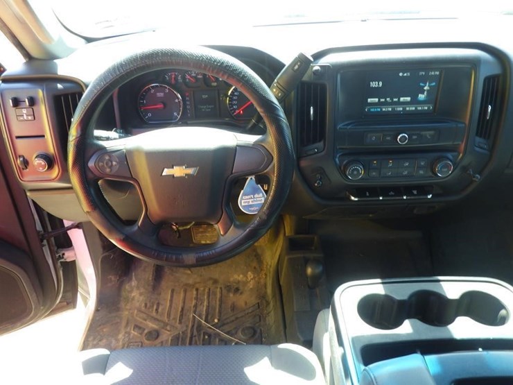 2019-chevrolet-2500hd-image-8