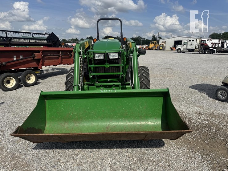 john-deere-5085m-image-2