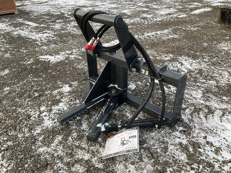 #1361-•-unused-landhonor-skid-steer-tree-puller-attachment-image-1