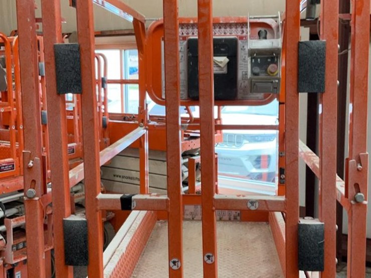 #433-•-2023-snorkel-19'-scissor-lift-image-11